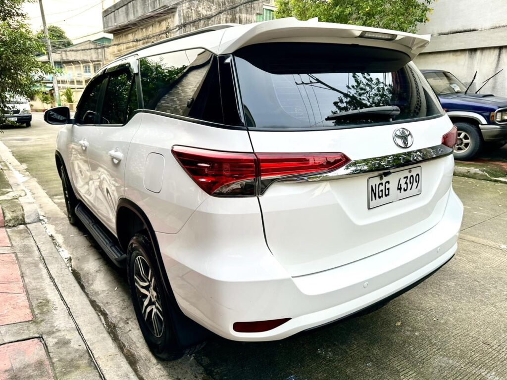 2020 toyota fortuner G 4x2 2