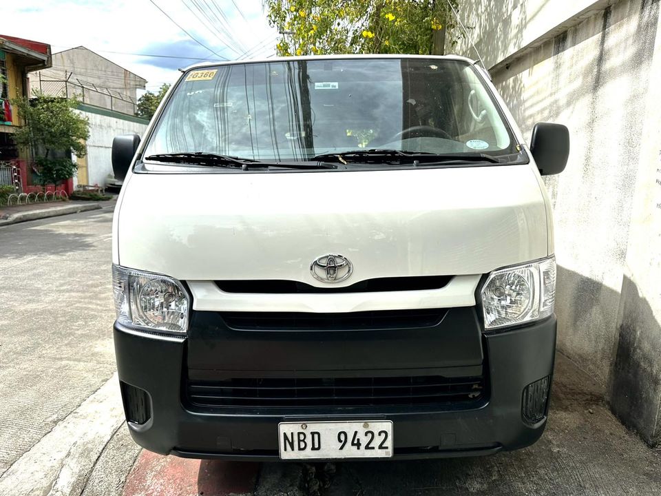 2019 Toyota Hiace Commuter 3.0