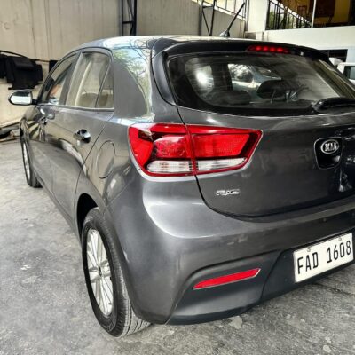 2017 kia rio hatchback 7